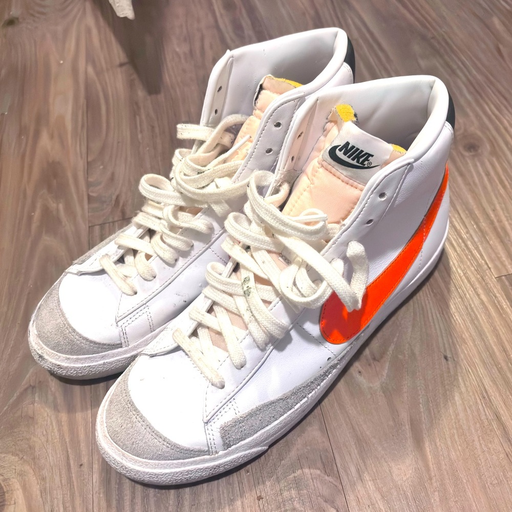 Nike Blazer Mid '77 Vintage men’s size 10, high tops